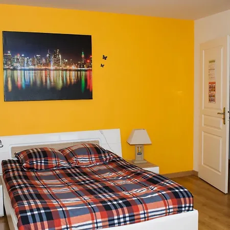 Couette-café D'hôtes Au Coeur De Nancyb&b