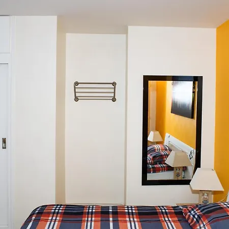 Bed & Breakfast D'hotes Au Coeur De Nancyb&b 2*