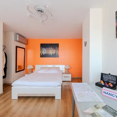D'hotes Au Coeur De Nancyb&b Proche Gare De 2* Νανσύ