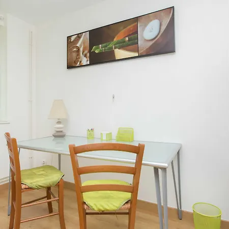 D'hotes Au Coeur De Nancyb&b Proche Gare De ベッド・アンド・ブレックファスト