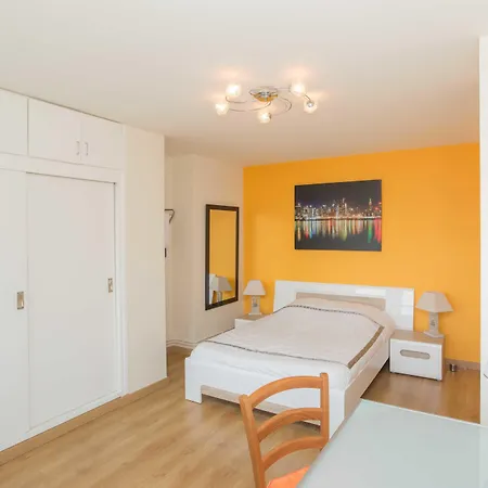 D'hôtes Au Coeur De Nancyb&b Couette-café