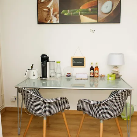 Couette-café D'hôtes Au Coeur De Nancyb&b