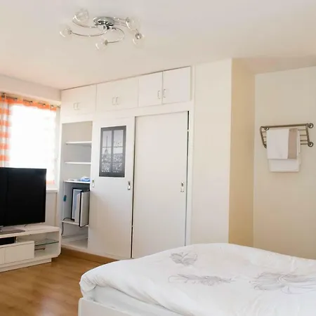 Bed & Breakfast D'hotes Au Coeur De Nancyb&b 2*