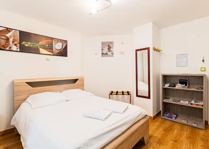 فندق مبيت وإفطار D'hotes Au Coeur De Nancyb&b Proche Gare De