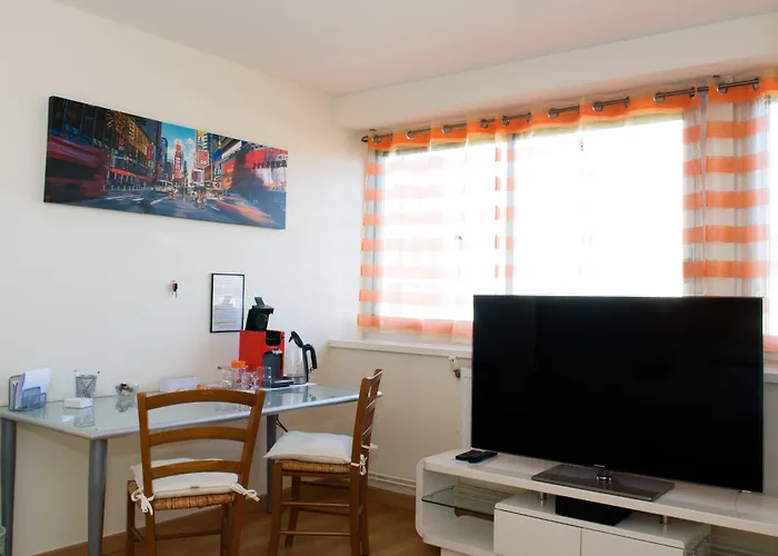 D'hotes Au Coeur De Nancyb&b Proche Gare De Bed & Breakfast 2*