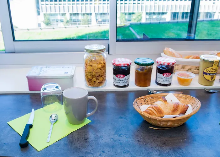 فندق مبيت وإفطار D'hotes Au Coeur De Nancyb&b Proche Gare De